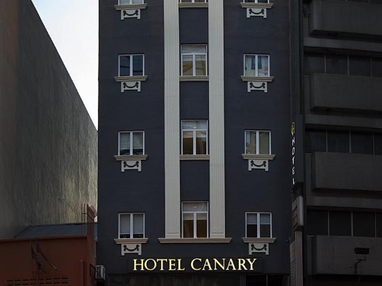 卡纳里酒店