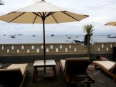 巴厘岛海滩小屋酒店