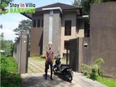 Villa E3 Kampung Daun