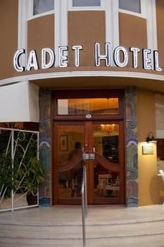 卡德特酒店