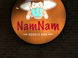 Nam Nam Noodle Bar(Raffles City)