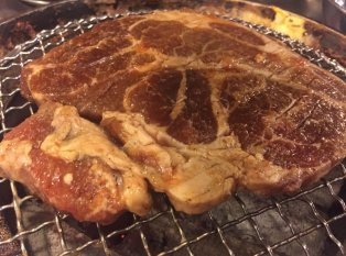 新麻浦烤肉(弘大店)