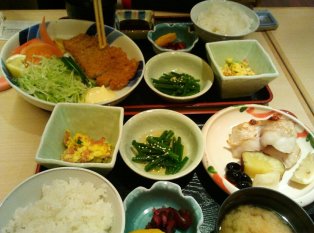旬菜富日本料理