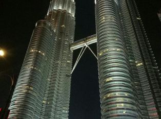 马来西亚国家石油公司双塔大楼