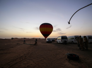 迪拜热气球之旅