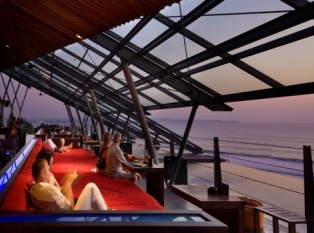 SOS Rooftop Lounge & Bar