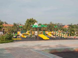 Wat BotomVatey Playground