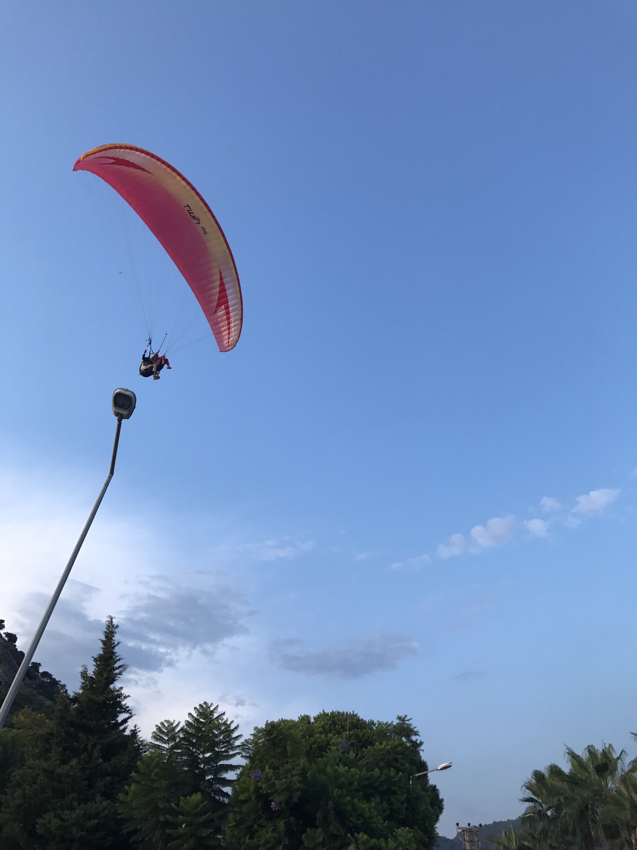 费特希耶滑翔伞