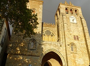 埃武拉大教堂