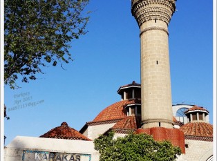 尤利·米纳雷利清真寺