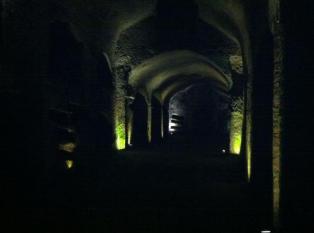 圣真纳罗地下墓穴