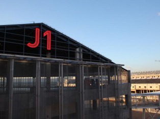 Hangar J1
