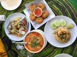 Ton Ma Yom Thai Food Restaurant