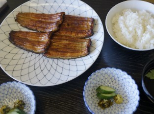 前川鳗鱼料理(浅草站店)