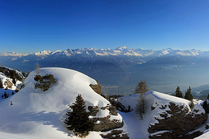 瑞士克莱恩-蒙塔纳滑雪场