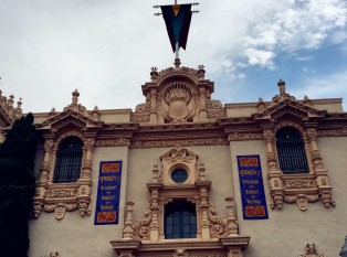 西班牙村艺术中心