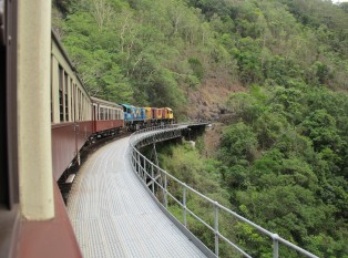 The Gulflander-Kuranda Scenic Railway