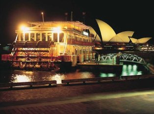 Sydney Showboats 游船