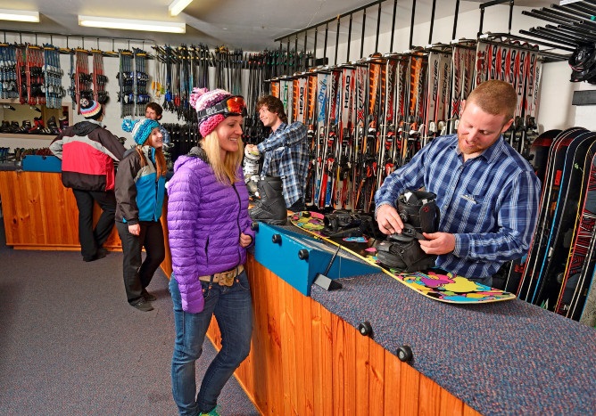 布勒山滑雪場