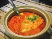 不得不尝的的多元化美食——咖喱鱼头