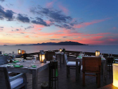 苏梅岛最受欢迎的悬崖餐厅